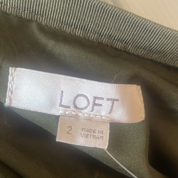 New olive green sequined mini skirt by LOFT - st Patrick’s day, holiday. Sexy - Picture 5 of 7